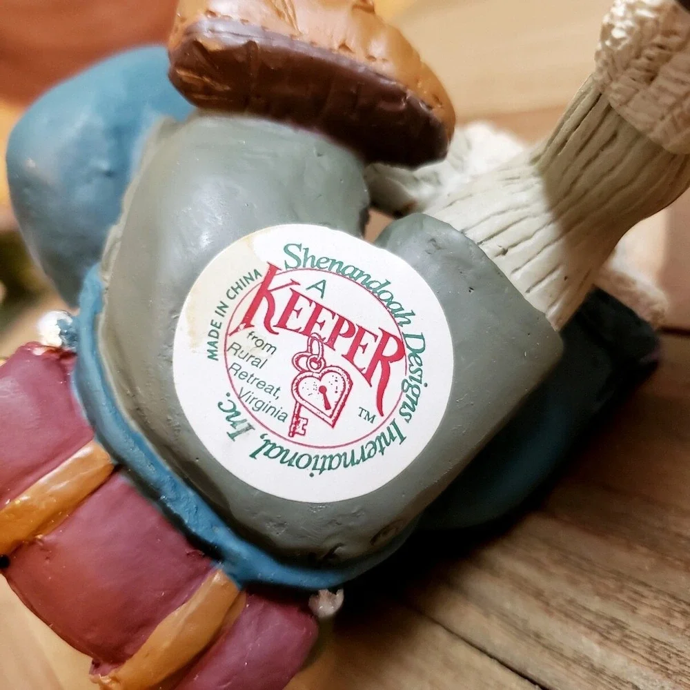 The Keeper Of‎  The Trails Mantle Desk or Shelf Figurine Shenandoah  NIB